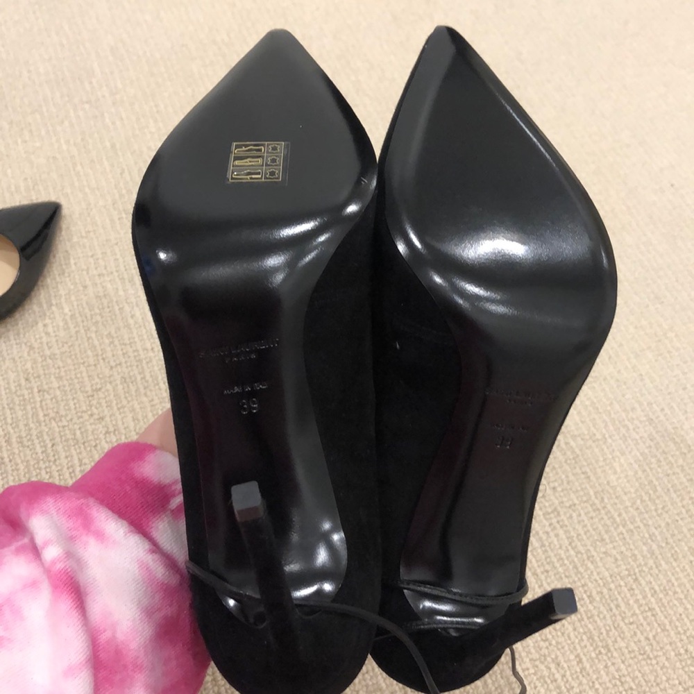 Saint Laurent black suede lace up heels - Picture 4 of 7